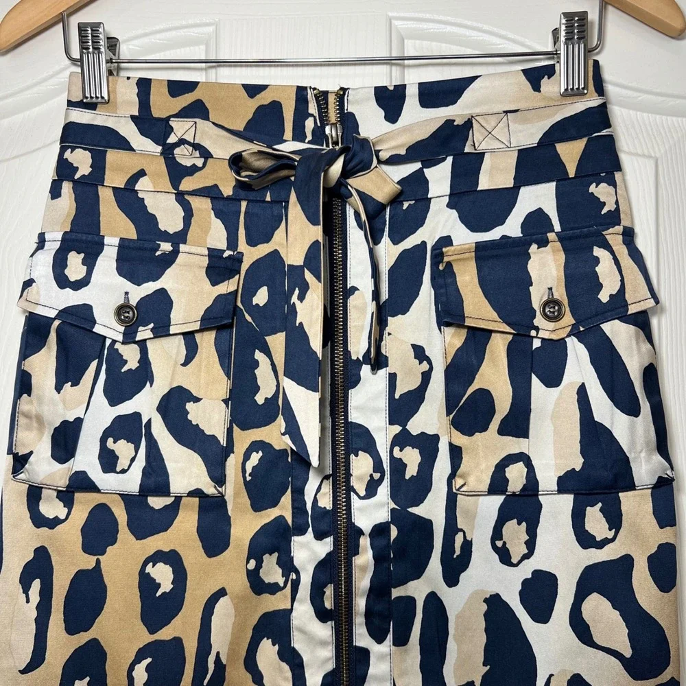 Diane von Furstenberg DVF Silk Leopard Print Cargo‎ Pencil Skirt Navy Tan Size 6